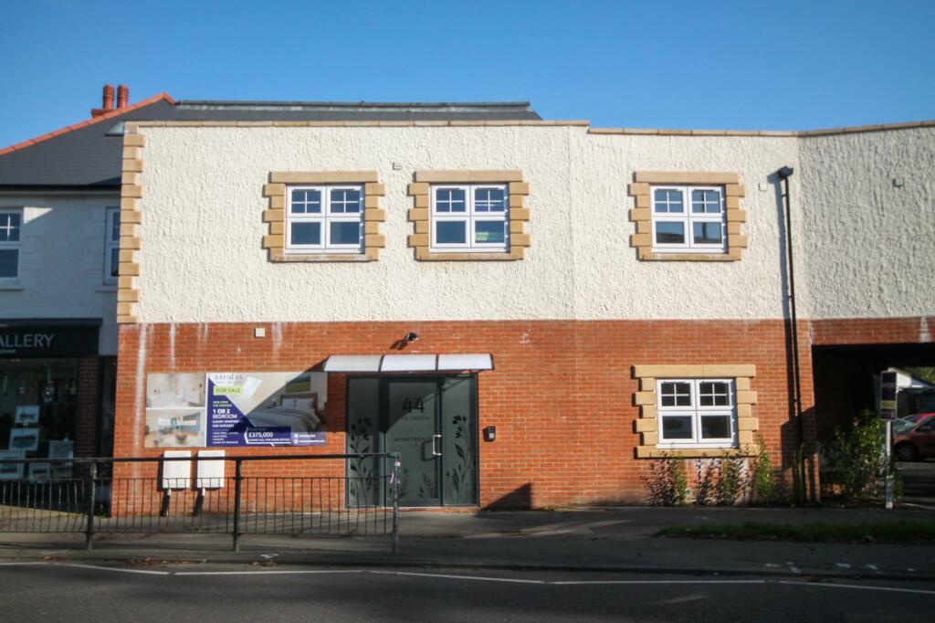 Additional image 13 of 44 The Green, Surrey, CR6