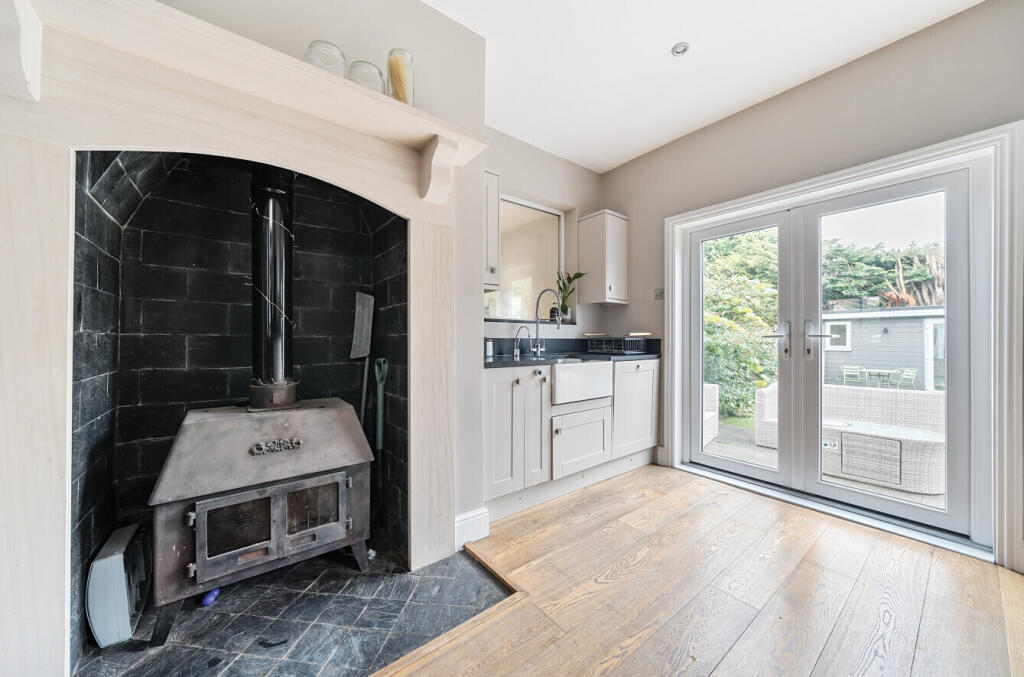 Additional image 12 of The Avenue, Dunmow, Essex, CM6