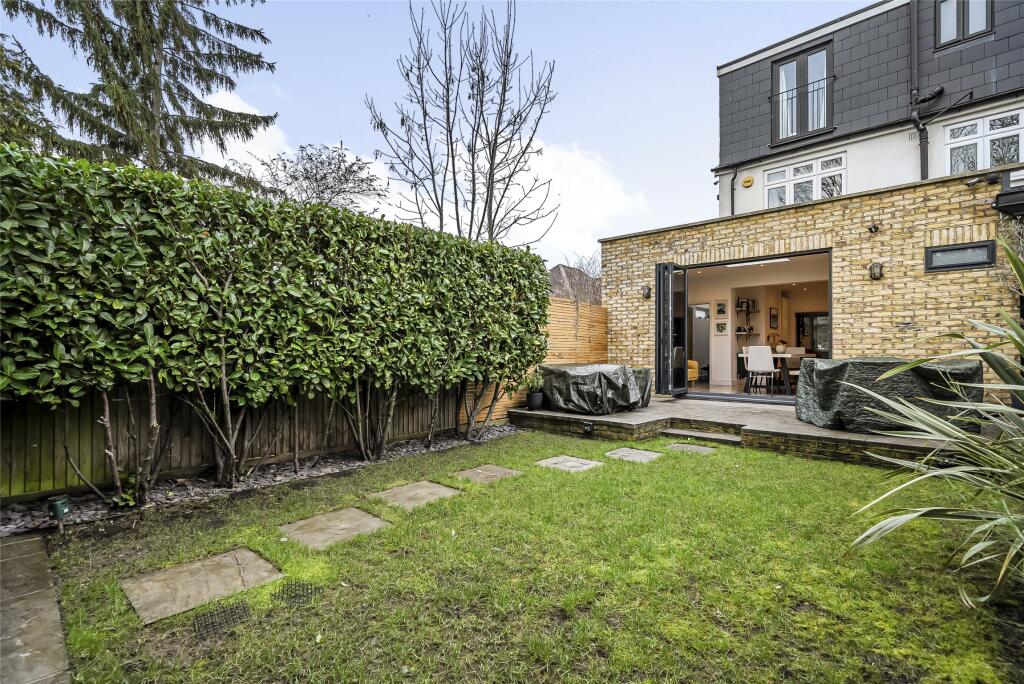 Additional image 12 of Heatherdene Close, Mitcham, Surrey, CR4