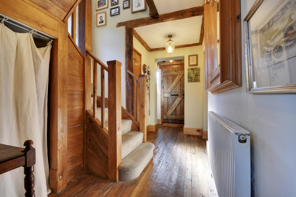 Additional image 12 of Coxtie Green Road, Pilgrims Hatch, Brentwood