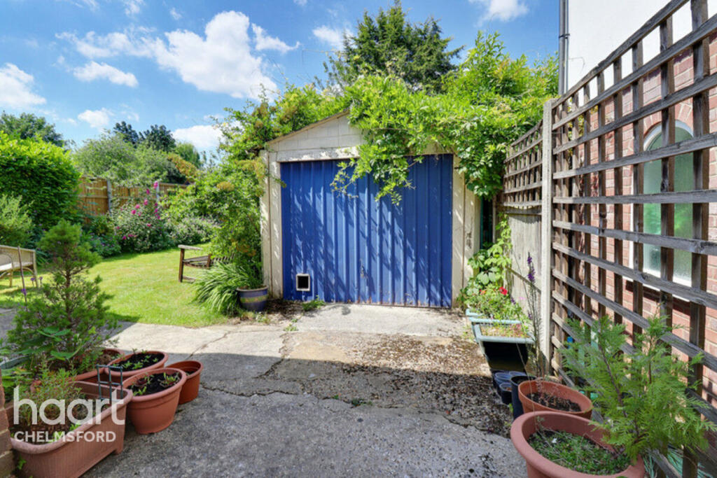 Additional image 16 of Gordon Road, Chelmsford