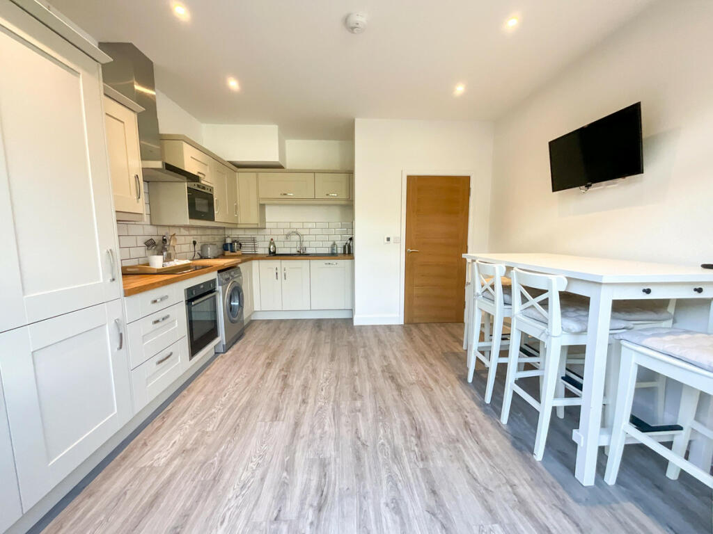 Additional image 3 of Nelson Road, Clacton-on-sea, CO15 1