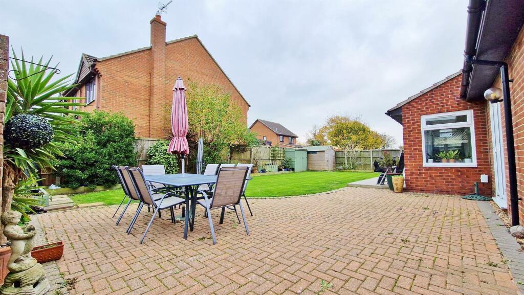 Additional image 30 of Frietuna Road, Frinton-on-Sea