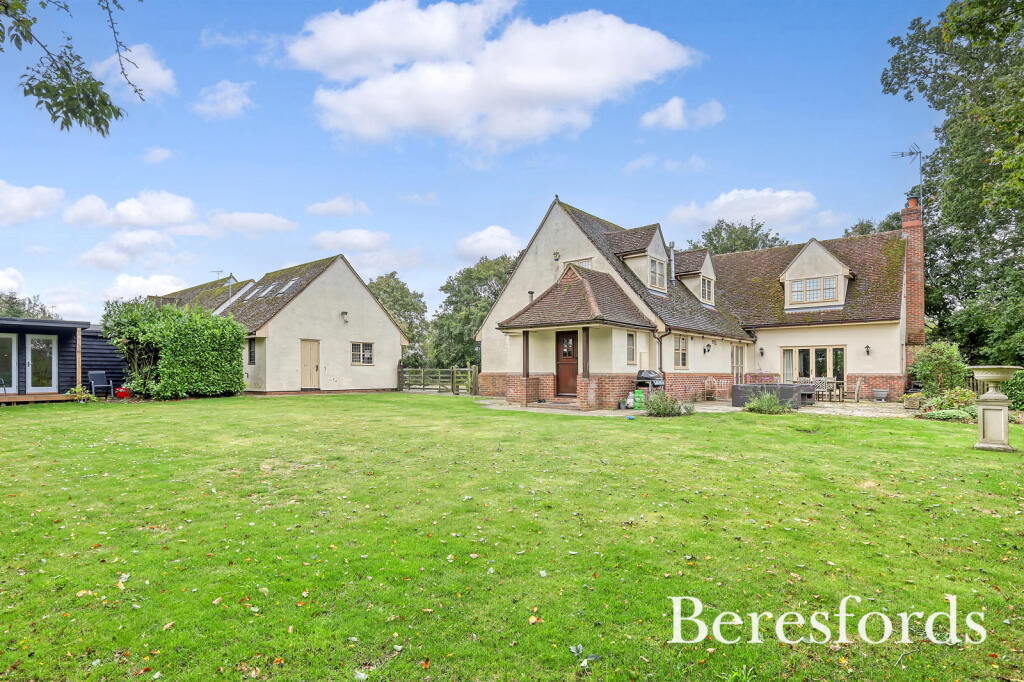 Additional image 8 of Bannister Green, Felsted, CM6