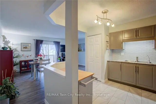 Additional image 7 of 266 Overlea Dr Unit 210