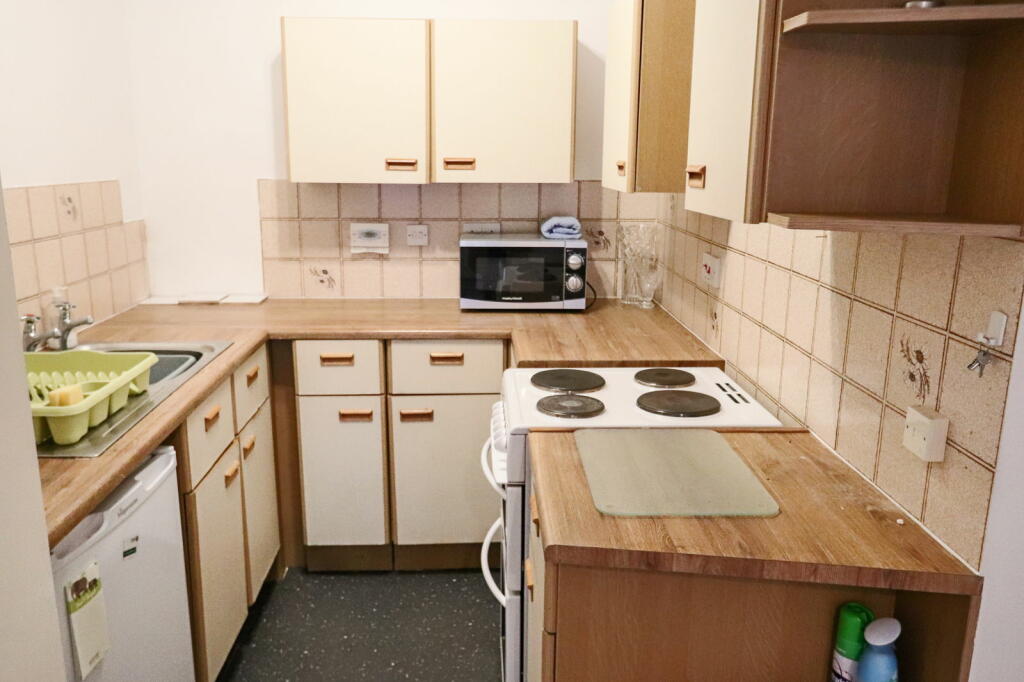 Additional image 3 of Coulsdon Road,Coulsdon,CR5 1EA