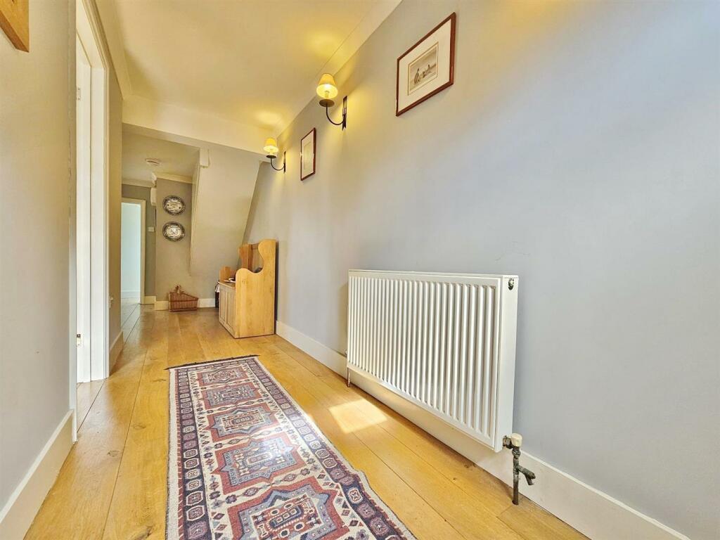 Additional image 37 of High Street, Thorpe-Le-Soken