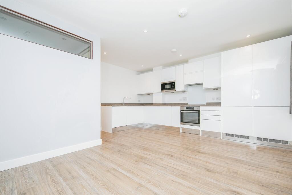 Additional image 4 of High Street, Colchester