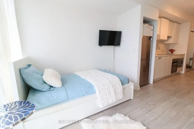 Additional image 4 of 195 Redpath Ave Unit 2807