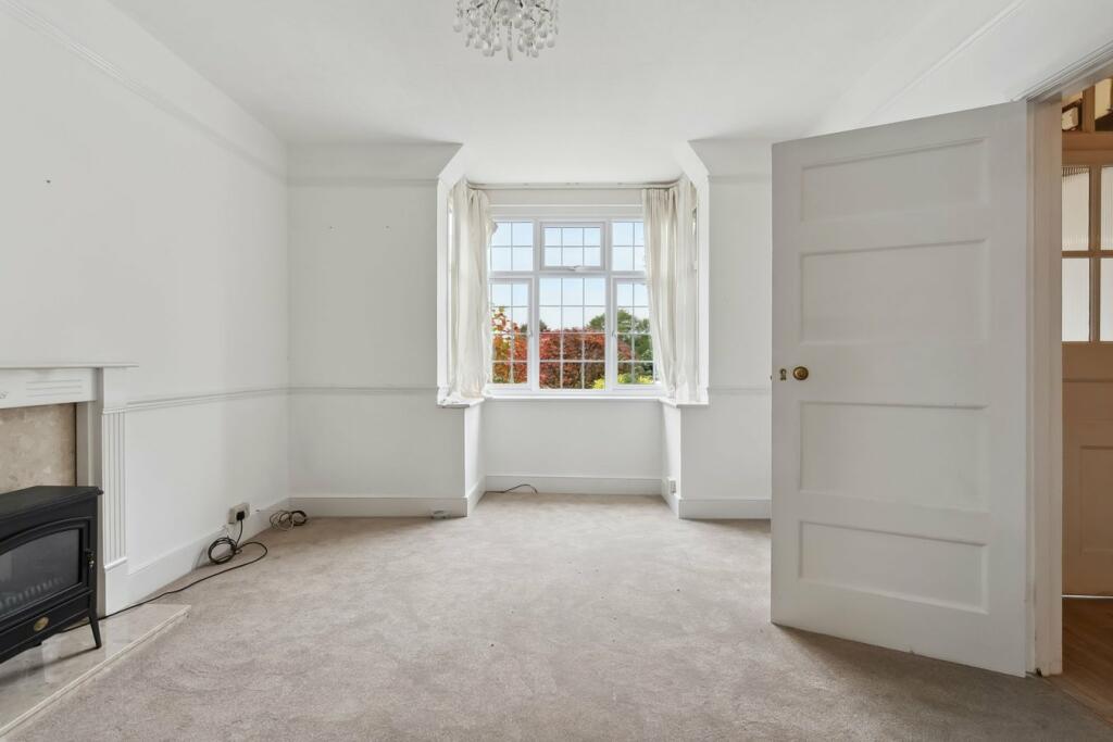 Additional image 7 of Town End, Caterham, CR3