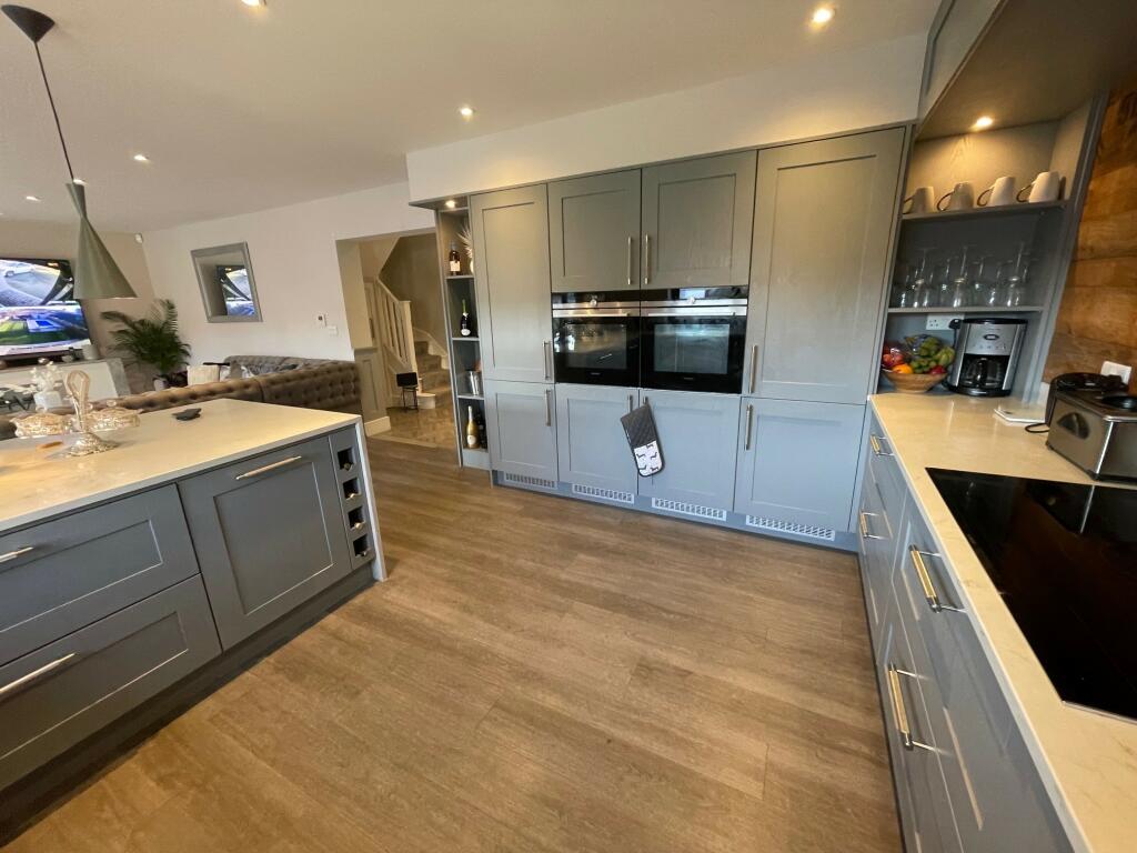 Additional image 7 of Oakview, Mill Lane, Hook End, Brentwood, Essex CM15 0PP