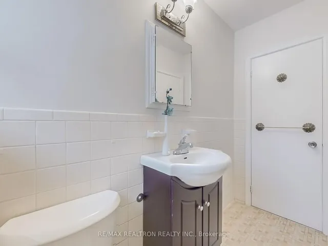 Additional image 20 of 12 Marydon Cres