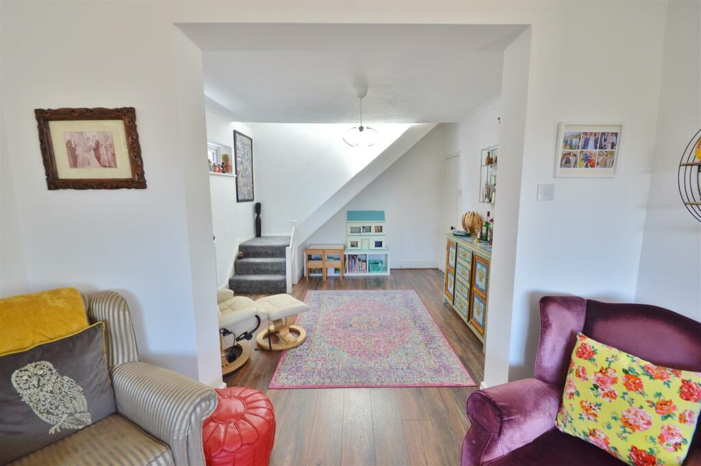 Additional image 10 of Ingarfield Road, Holland-On-Sea,