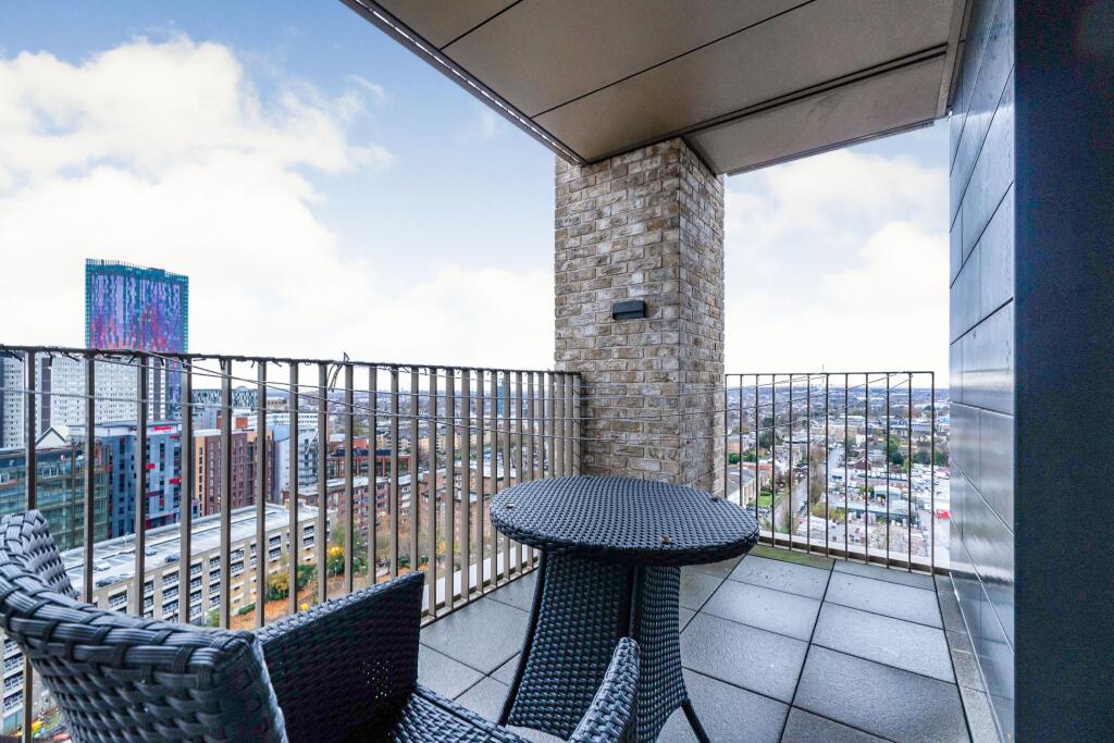 Additional image 4 of 1 Caithness Walk, Croydon, CR0