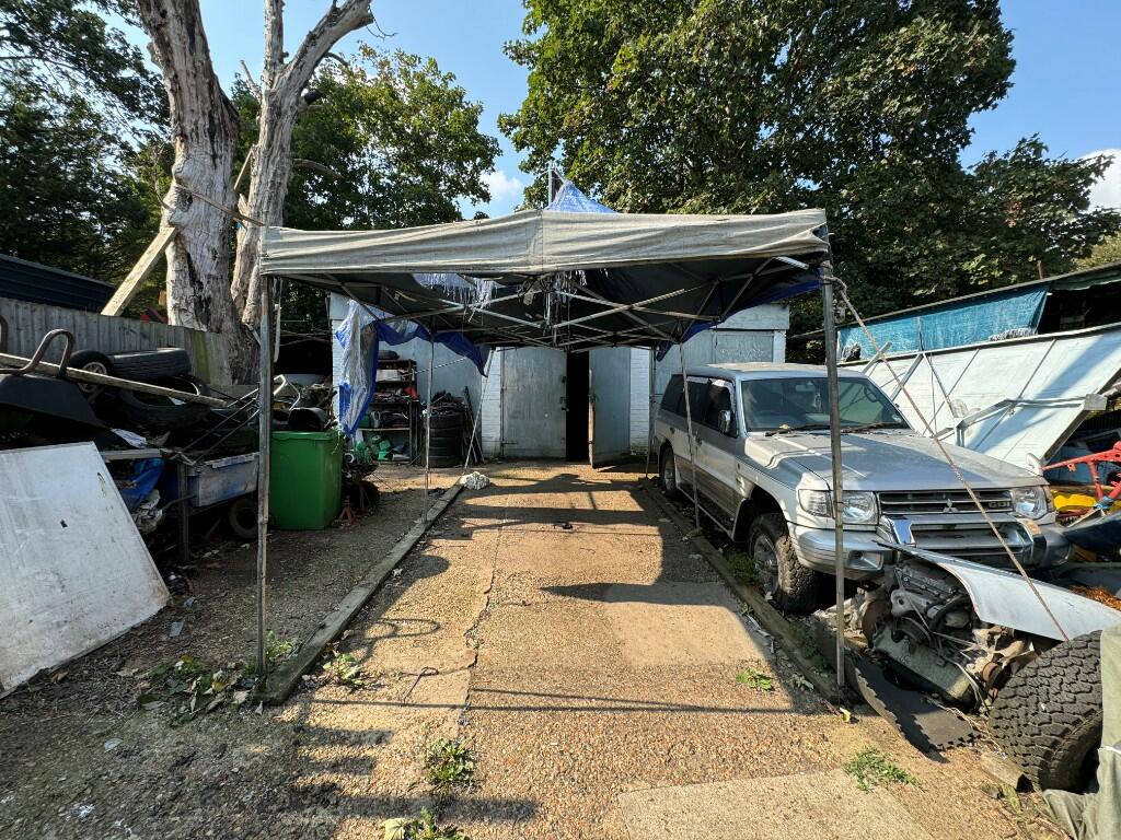 Additional image 3 of Avon Path, Croydon, London, CR2