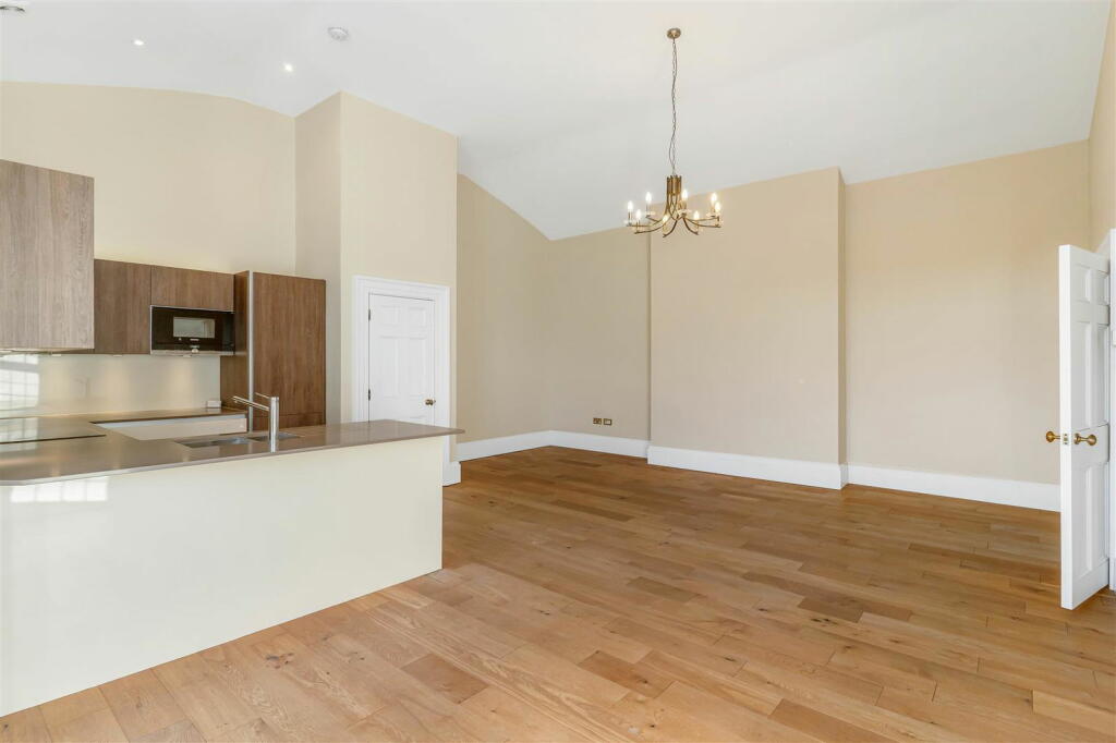Additional image 11 of Danbury Palace Drive, Danbury, Chelmsford