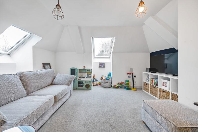 Additional image 10 of Hadleigh Grove, Coulsdon