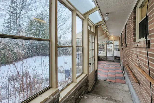 Additional image 39 of 17 Hedges Blvd