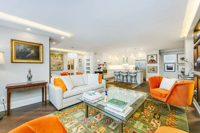 Additional image 7 of 500 Avenue Rd Unit 906