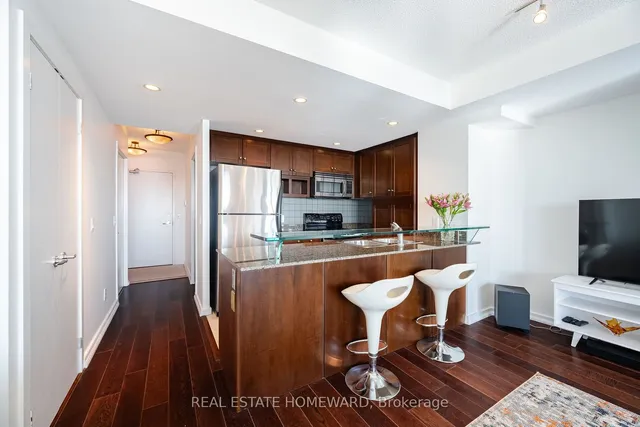 Additional image 18 of 218 Queens Quay Unit 406