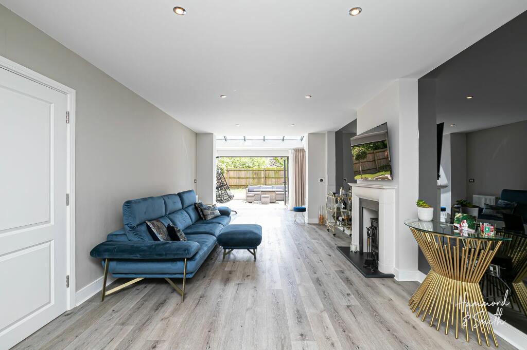 Additional image 7 of Buckingham Road, Epping, CM16