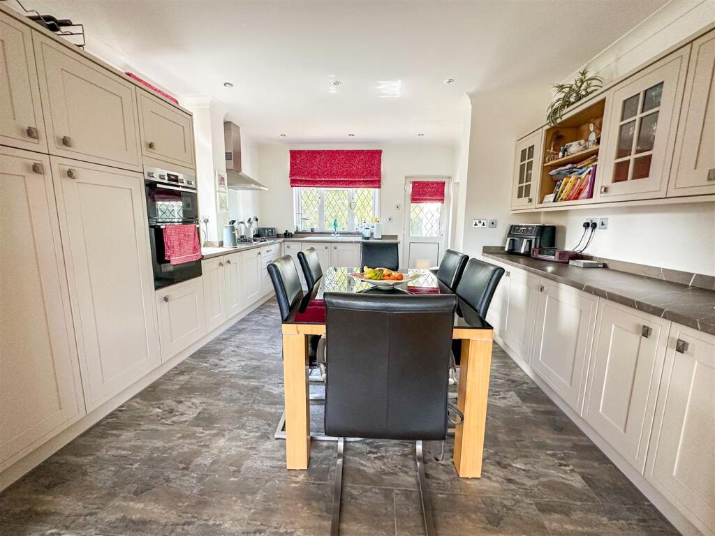 Additional image 8 of First Avenue, East Clacton, Essex