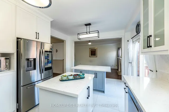 Additional image 11 of 25 Oblate Cres