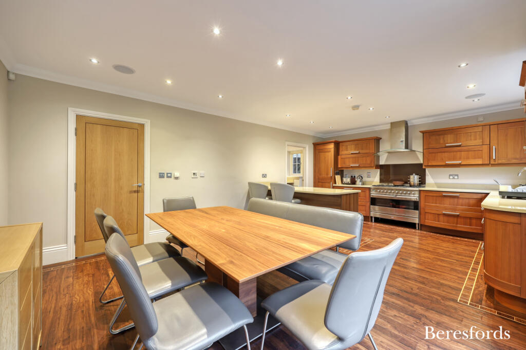 Additional image 26 of Worrin Place, Shenfield, CM15