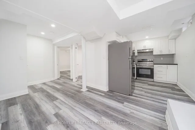 Additional image 28 of 13 Maple Beach Cres