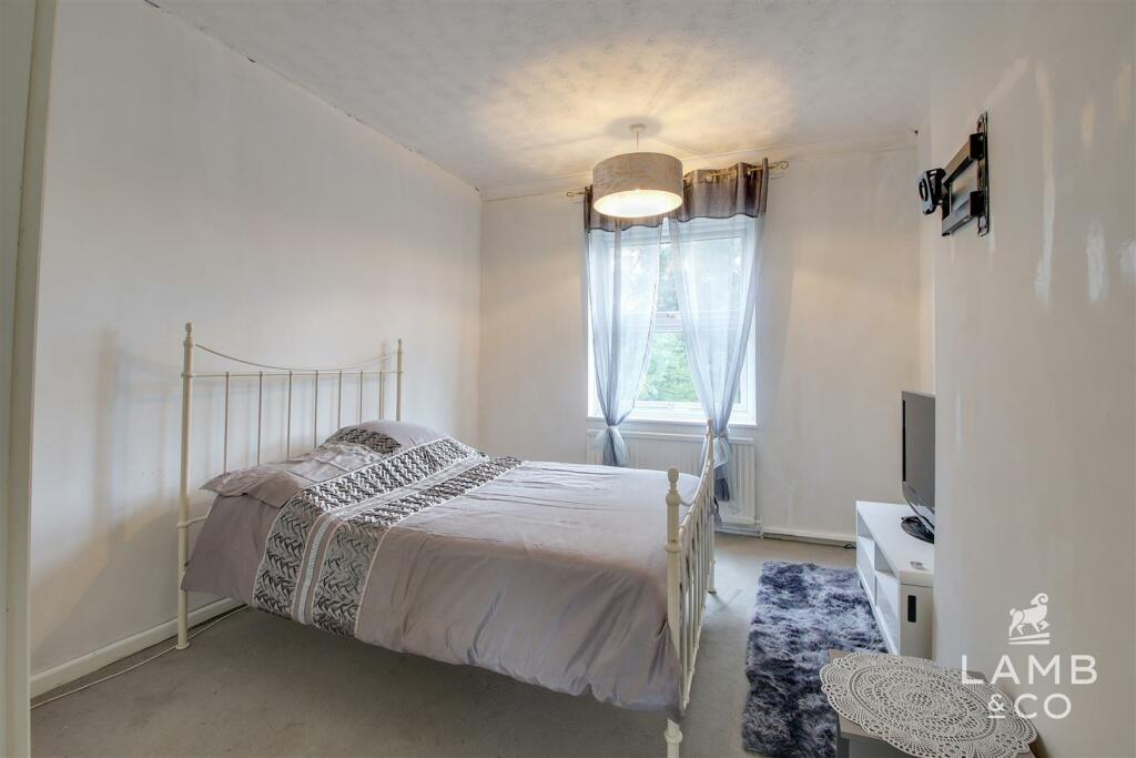 Additional image 7 of Walton Road, Clacton-On-Sea