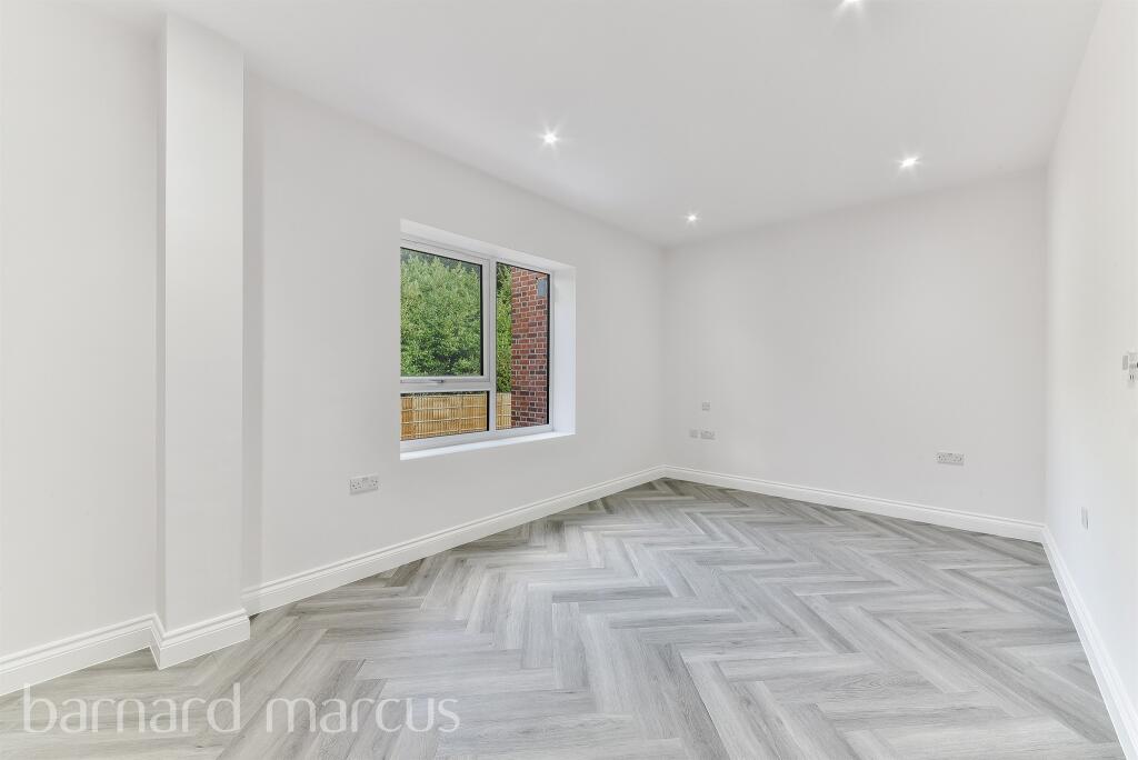 Additional image 7 of Sanderstead Road, South Croydon