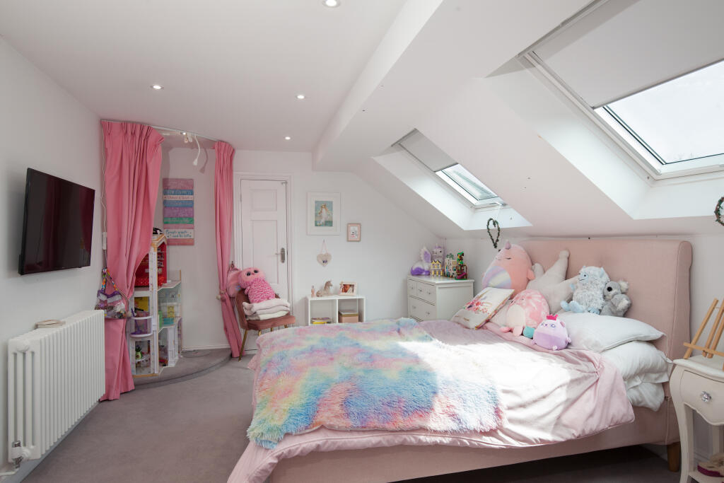 Additional image 34 of Glebe Road, Ramsden Bellhouse, Billericay