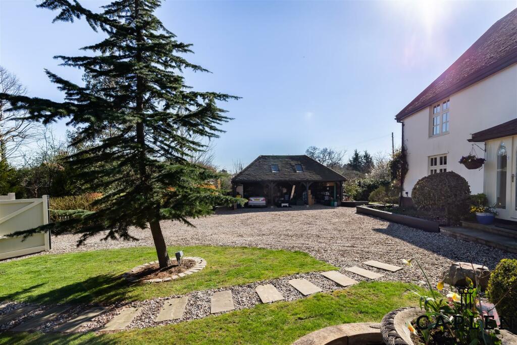 Additional image 40 of Fiddlers Hamlet