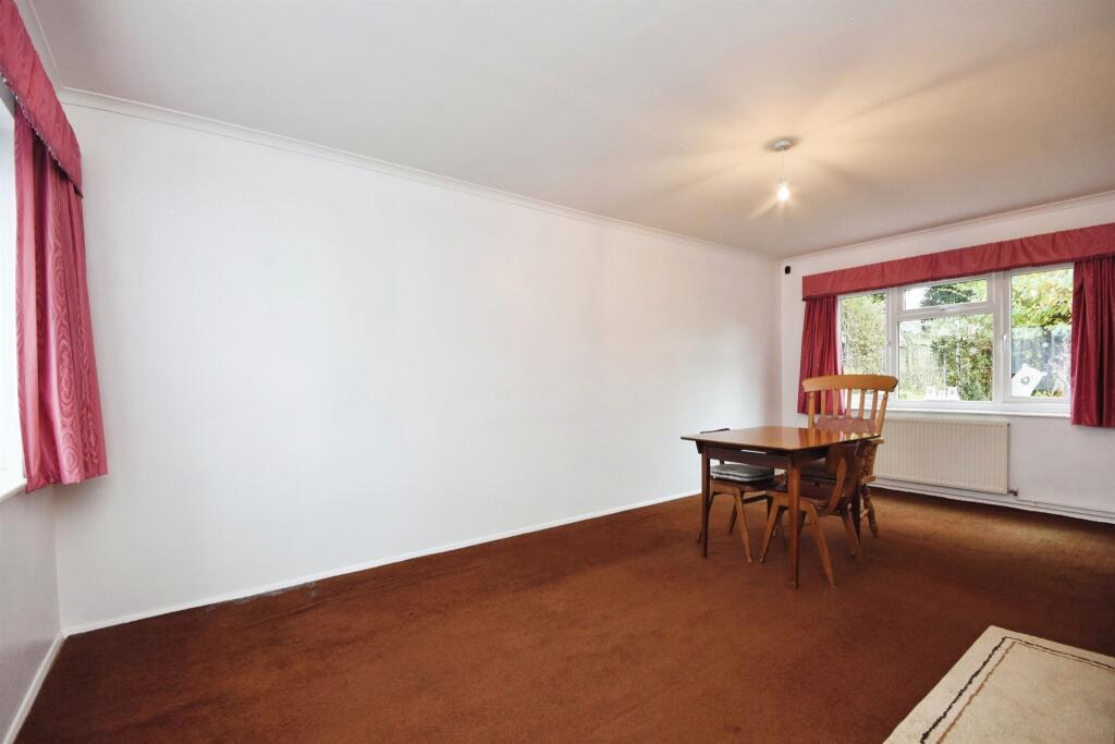 Additional image 2 of Hawthorn Avenue, Brentwood