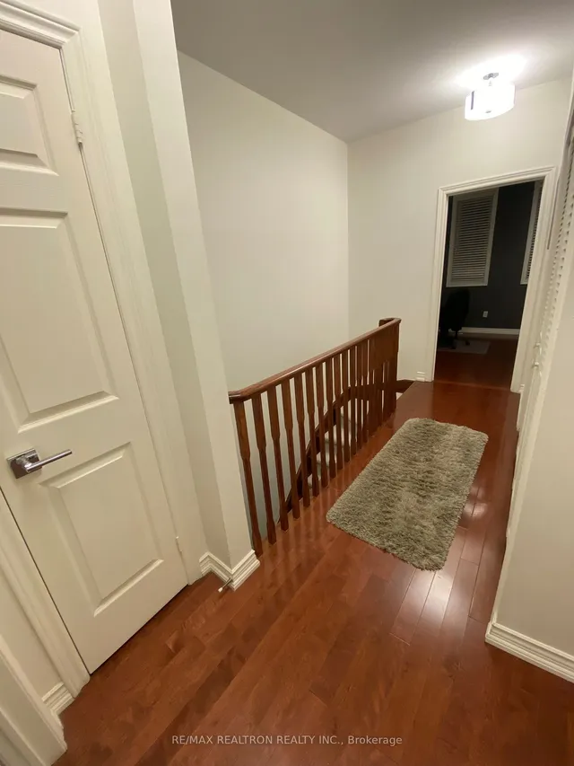 Additional image 23 of 645 Davenport Rd Unit 6