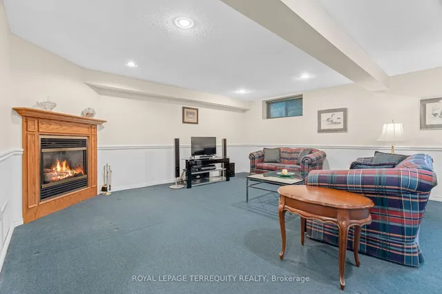 Additional image 17 of 63 Packard Blvd