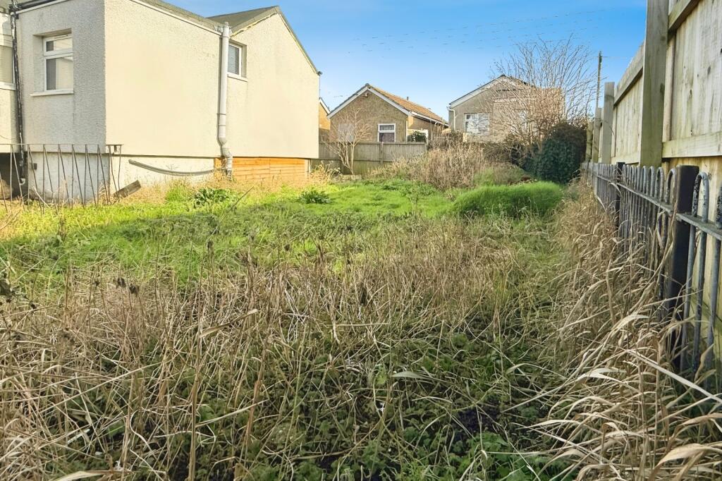 Additional image 4 of Hillman Avenue, Jaywick, Clacton-on-Sea