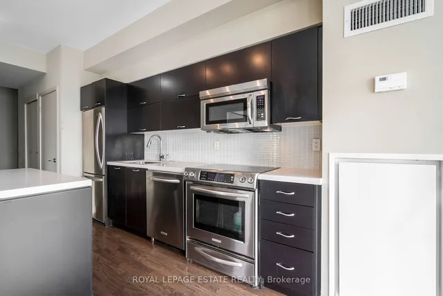 Additional image 10 of 126 Simcoe St Unit 3103