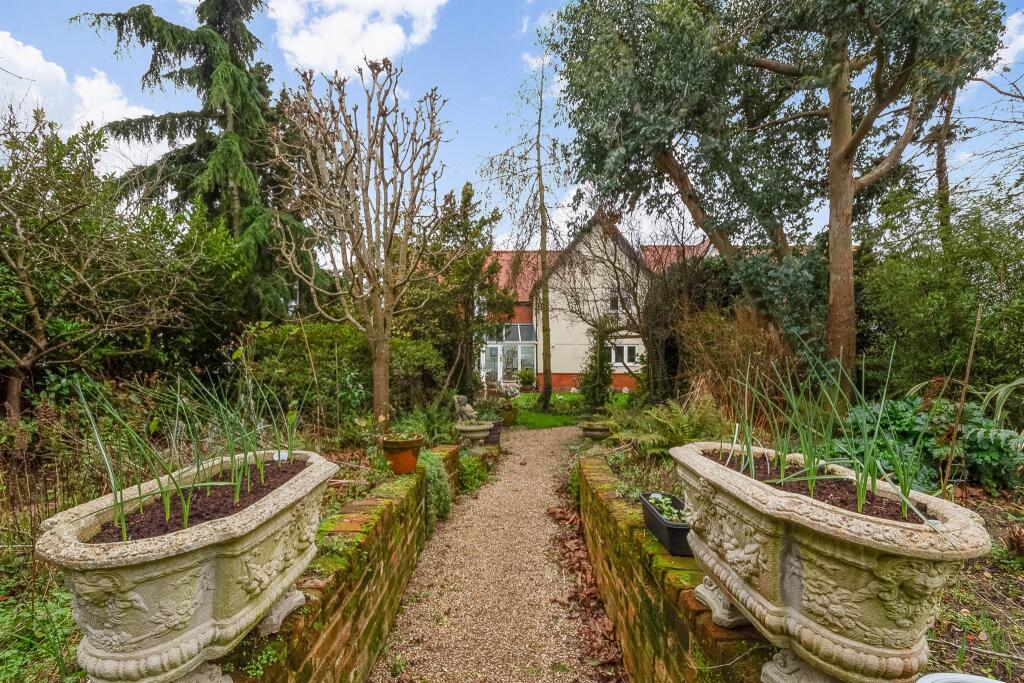 Additional image 19 of Green Lane, Burnham-On-Crouch