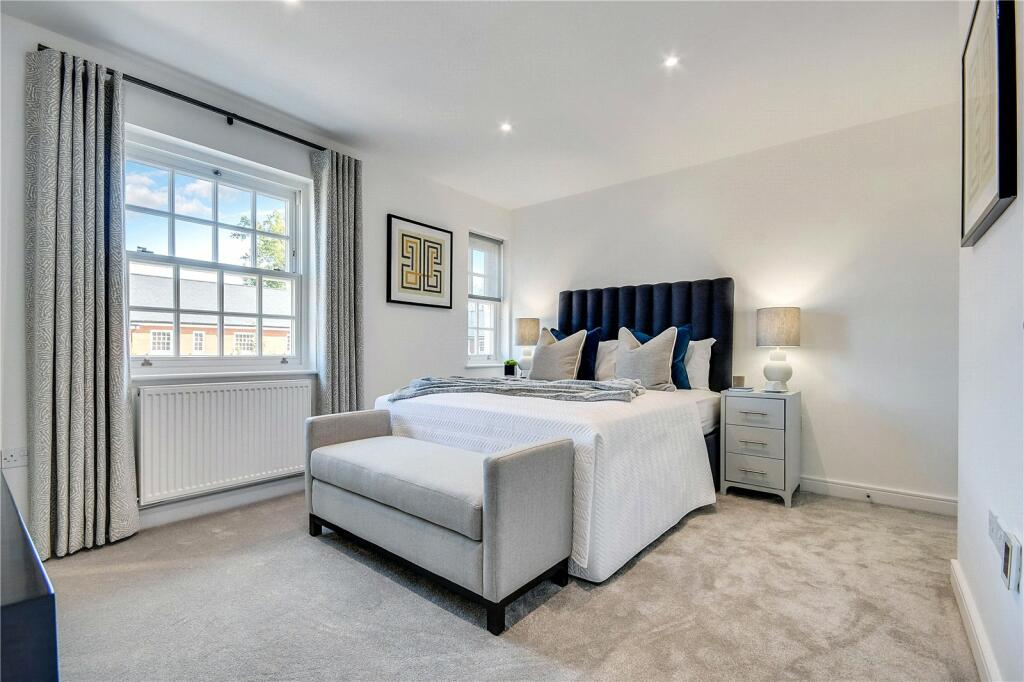 Additional image 7 of 6 Boyles Court, Dark Lane,, CM14