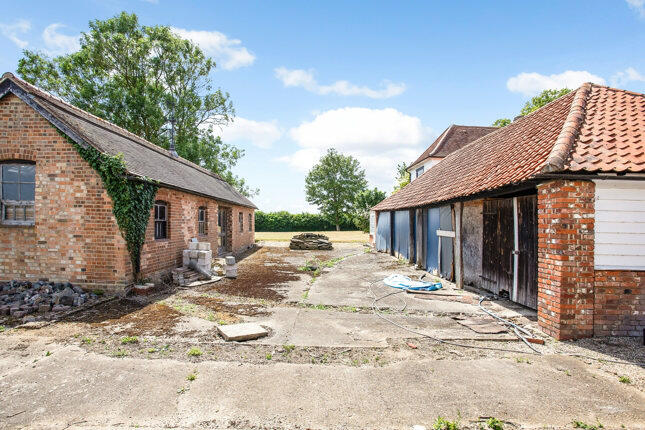 Additional image 15 of Pinchtimber Farm, Epping Upland, Epping, Essex, CM16