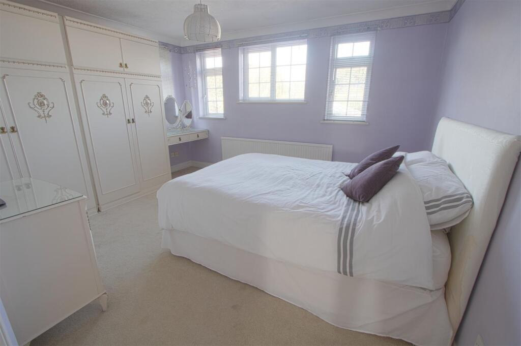 Additional image 15 of Noak Hill Road, Billericay