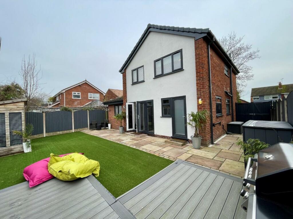 Additional image 40 of Selby Green, Little Sutton