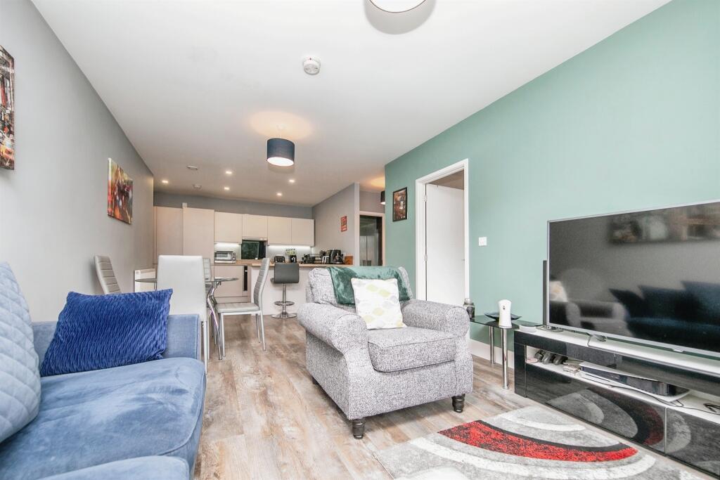 Additional image 9 of Bergholt Road, Colchester