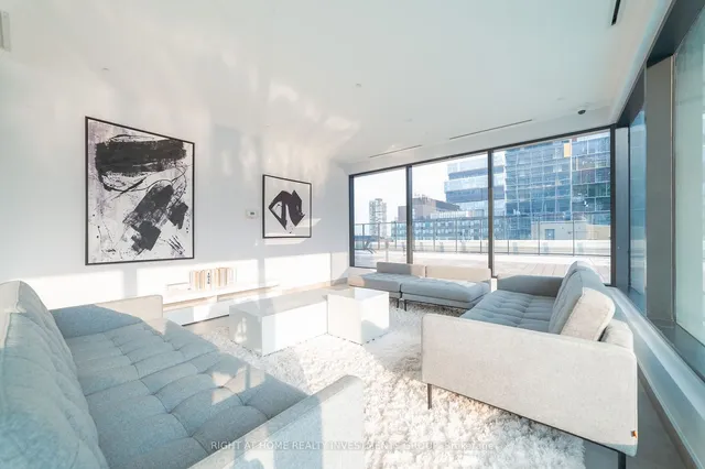 Additional image 18 of 55 Ontario St Unit 1405