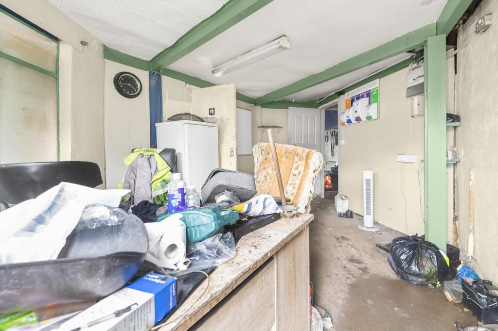 Additional image 11 of 32-34 Bensham Lane, Croydon, CR0 2RQ