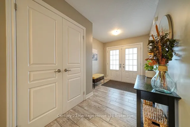 Additional image 4 of 703 Robert Ferrie Dr