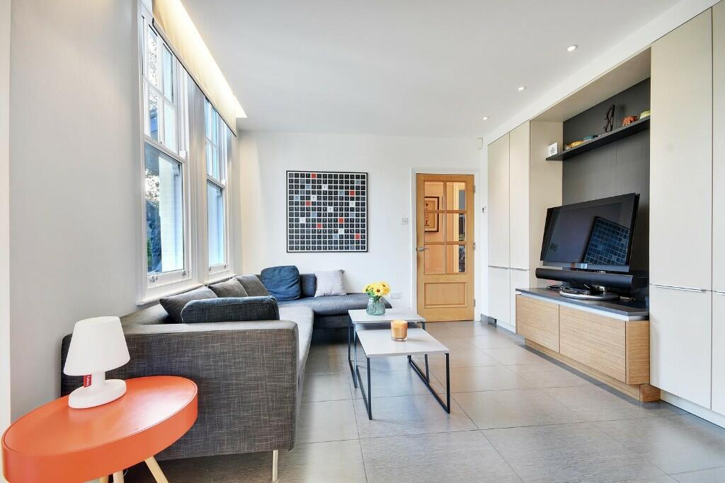 Additional image 11 of Hillwood Grove, Hutton Mount, Brentwood, Essex, CM13