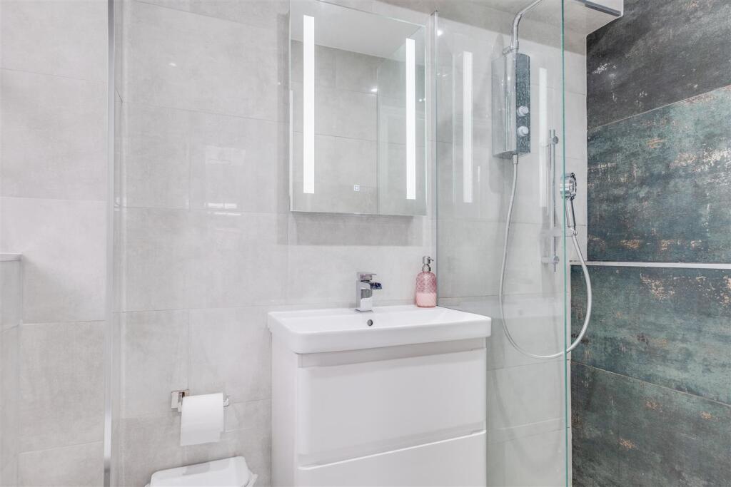 Additional image 10 of Talbot Avenue, Little Neston, Neston