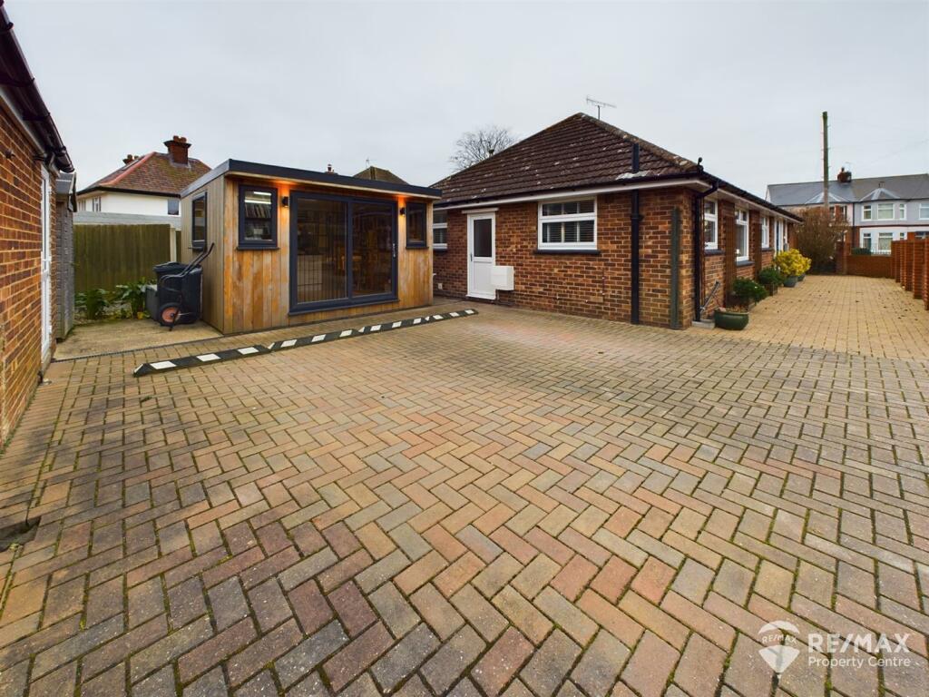 Additional image 27 of Newton Road, Harwich